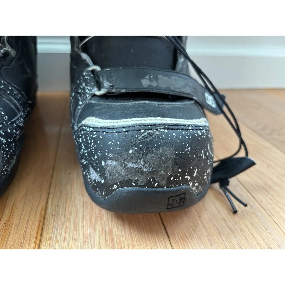 DC Super Park 09 Snowboard Boots BOA Laces Black Graffiti‎ Size 11